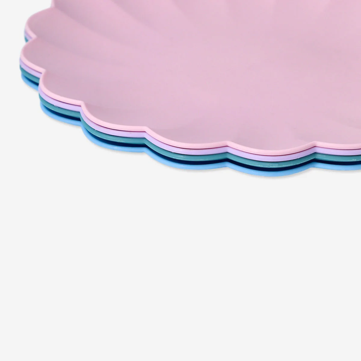 Plastic plates. 4 pcs - Image 3